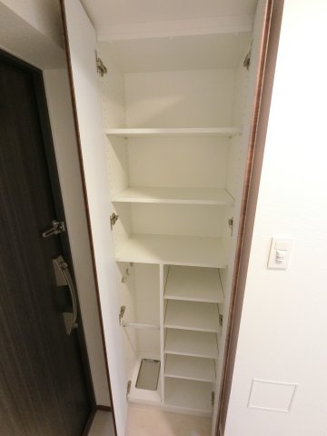 収納