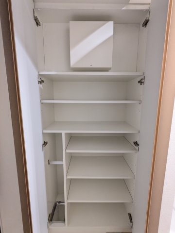 収納