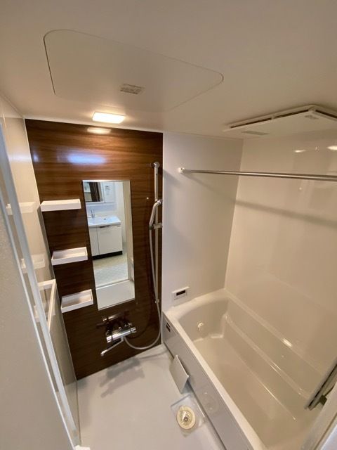 シャワールーム