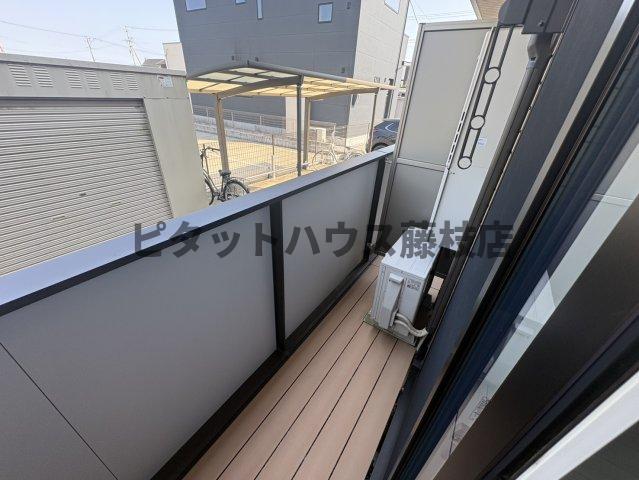 バルコニー