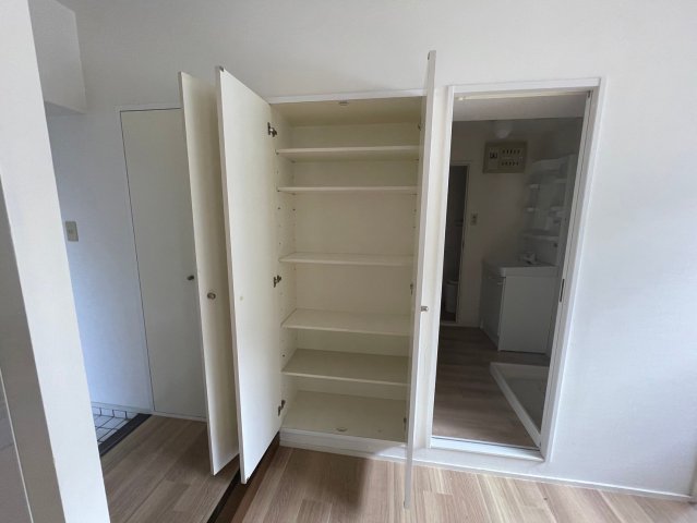 収納