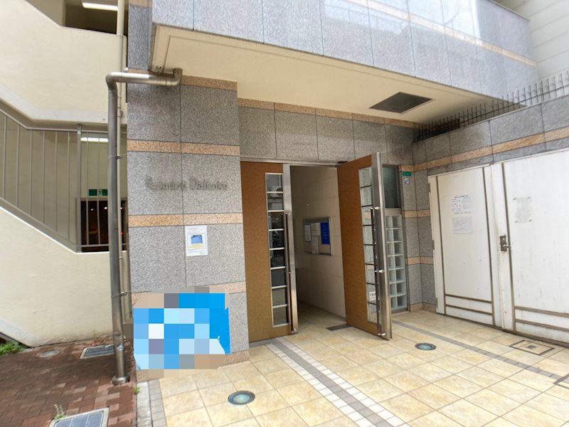 建物エントランス