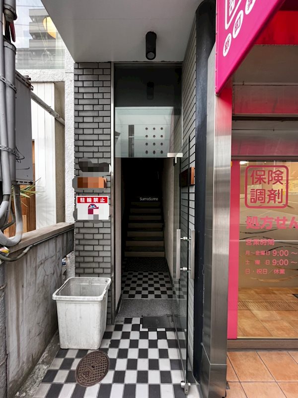 建物エントランス