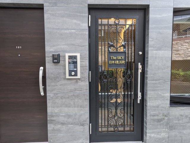 建物エントランス