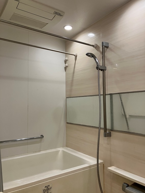 シャワールーム