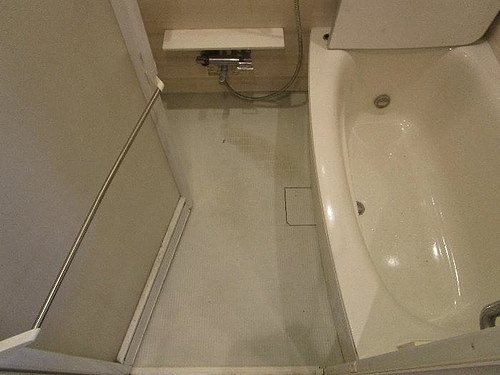 シャワールーム