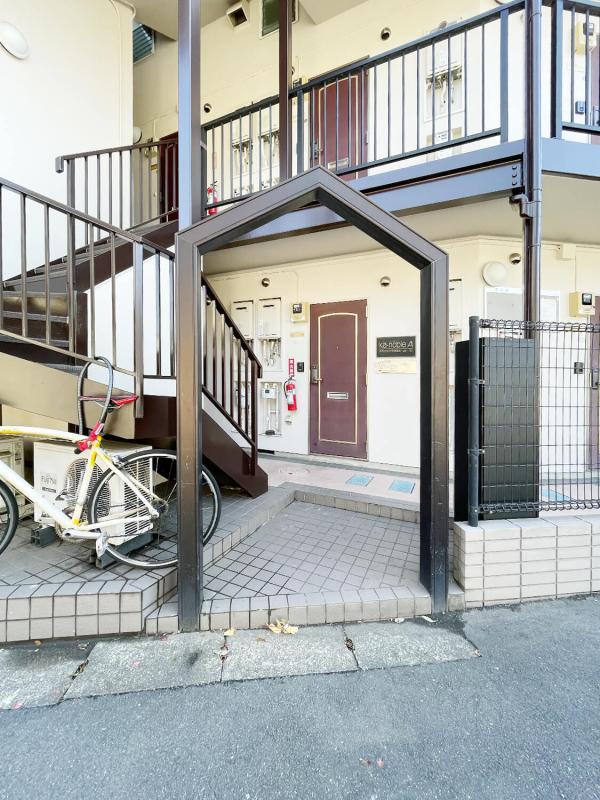 建物エントランス
