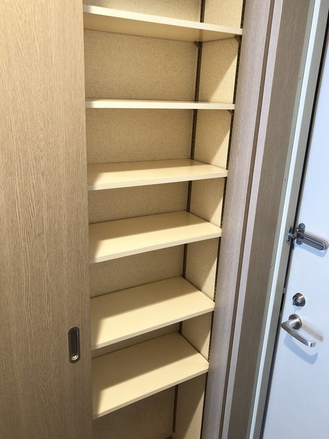 収納