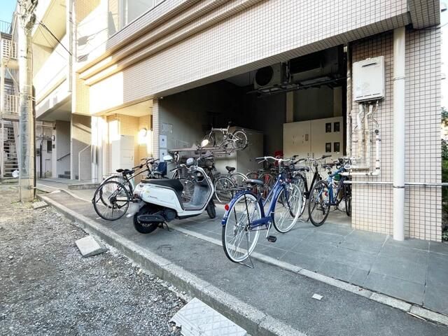 その他