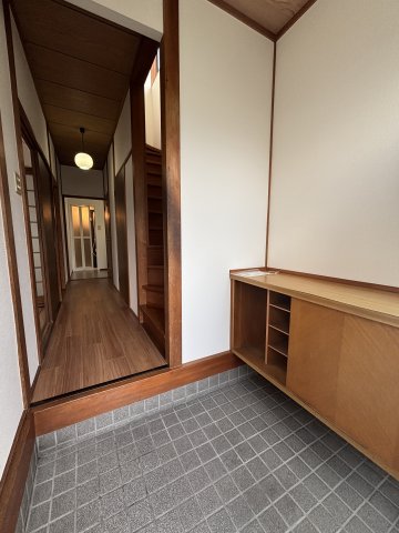玄関