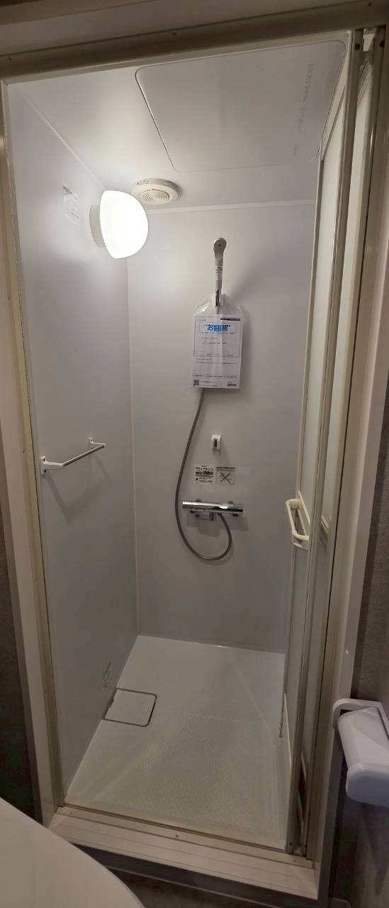 シャワールーム