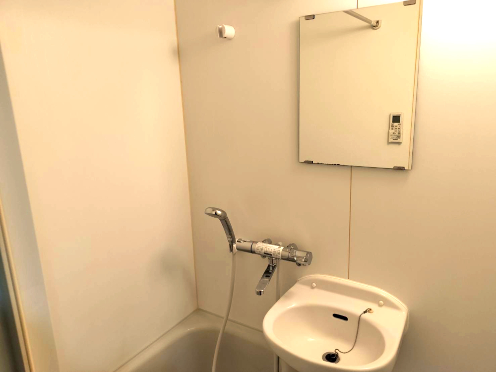 シャワールーム