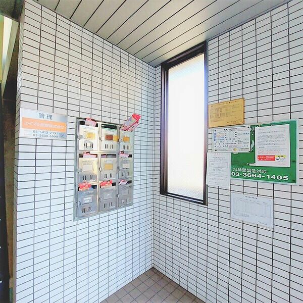 建物エントランス