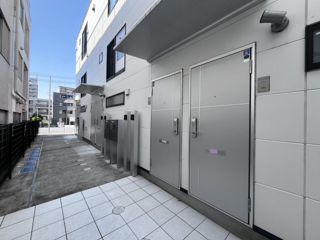 その他