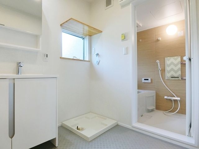 シャワールーム