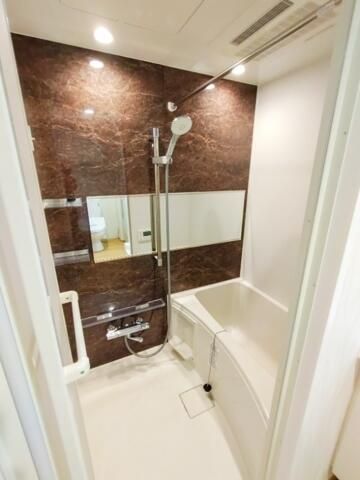 シャワールーム