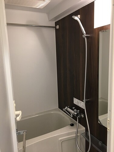 シャワールーム