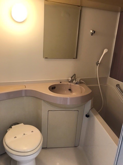 シャワールーム