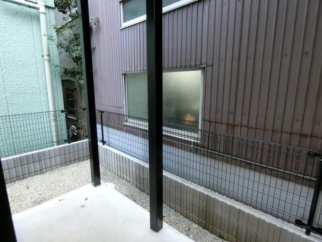 バルコニー