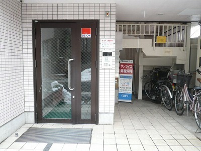 建物エントランス