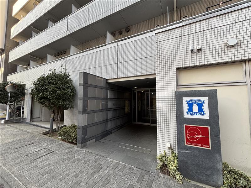 建物エントランス