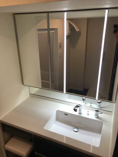 シャワールーム