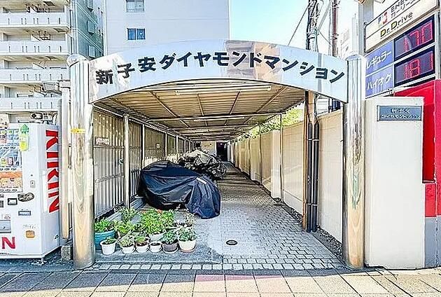 建物エントランス