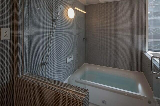 シャワールーム