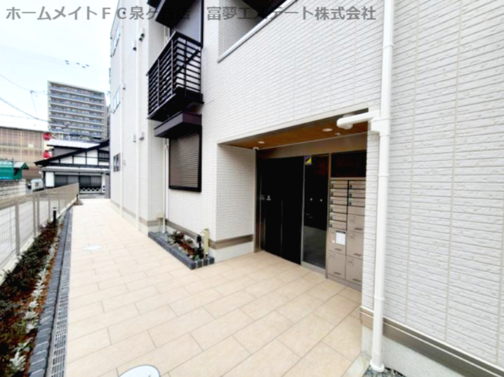 建物エントランス