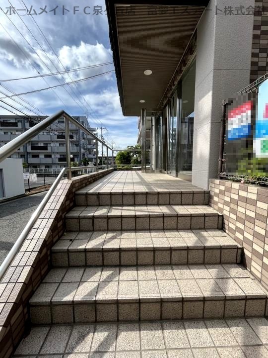 建物エントランス