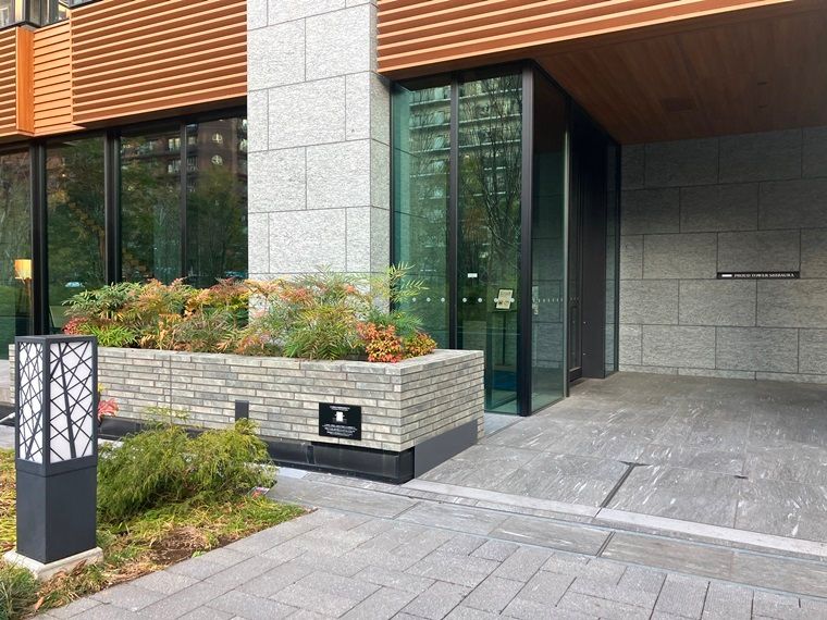 建物エントランス