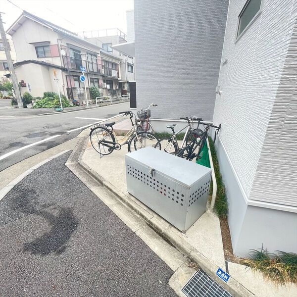 その他