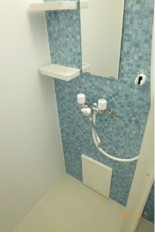 シャワールーム