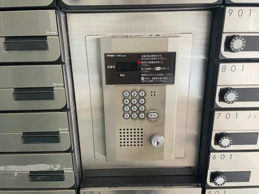 建物エントランス