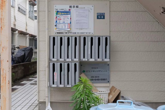 建物エントランス