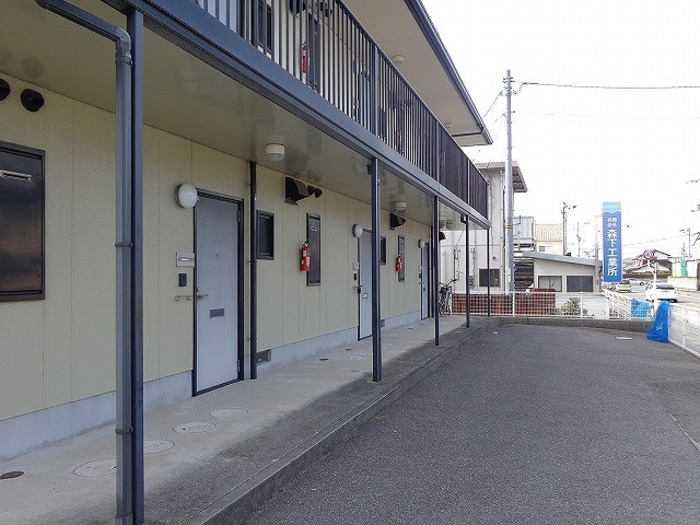建物エントランス