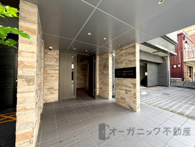 建物エントランス