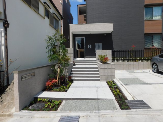 建物エントランス