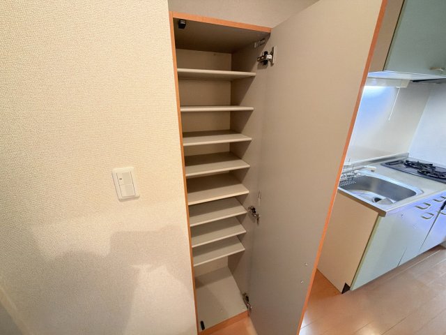 収納